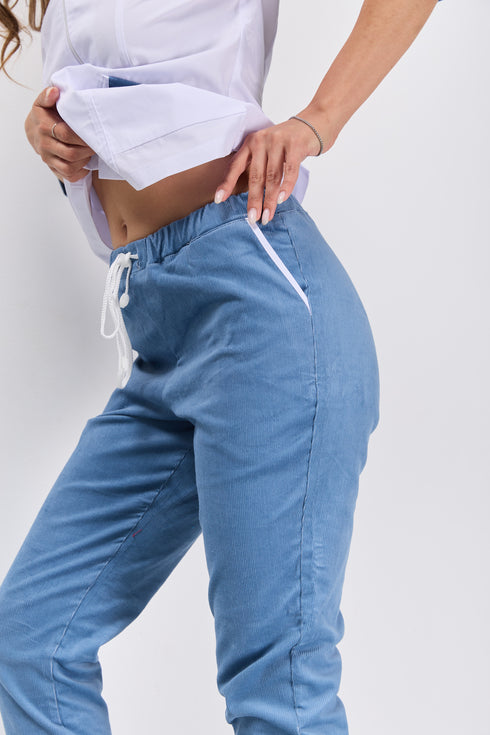 Жіночий костюм Андорра