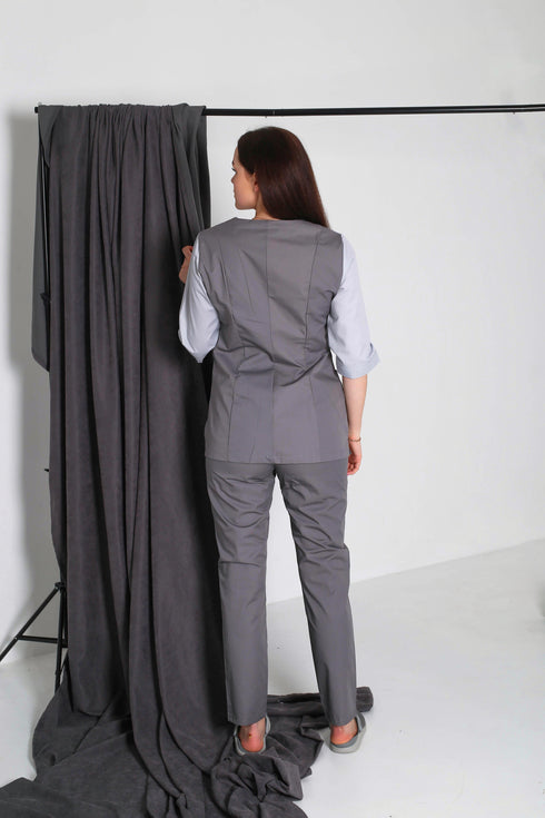 Жіночий медичний костюм 3D